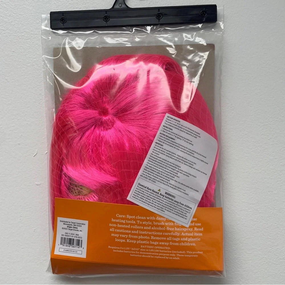 Light Up Bright Hot Pink Bob Hair Wig, Halloween Costume, with bangs chin length - Picture 6 of 6